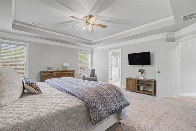 554 Wilbur Drive, Hoschton, GA 30548