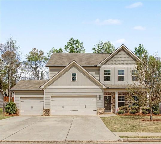 554 Wilbur Drive, Hoschton, GA 30548