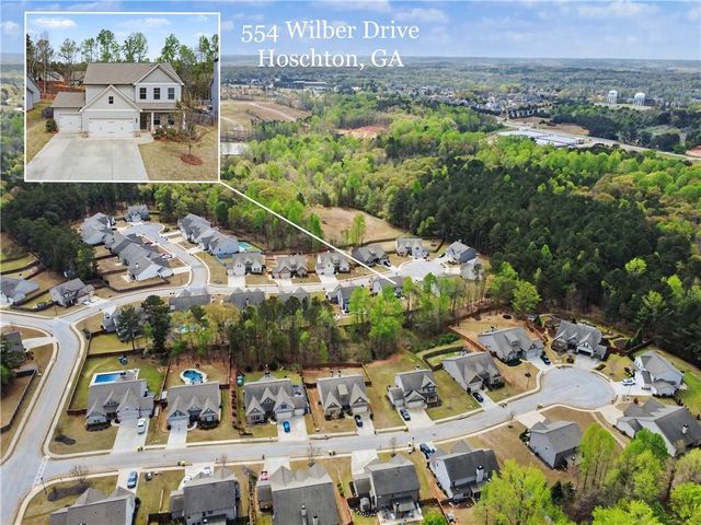 554 Wilbur Drive, Hoschton, GA 30548