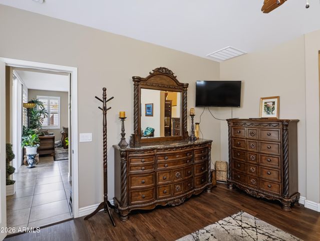 2710 E SADDLEBROOK Road, Gilbert, AZ 85298