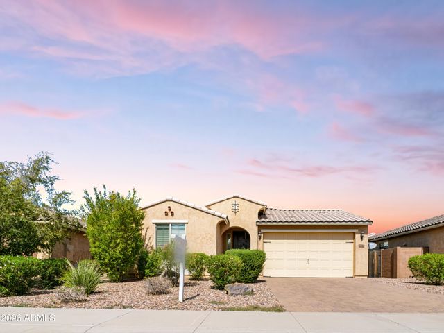 2710 E SADDLEBROOK Road, Gilbert, AZ 85298