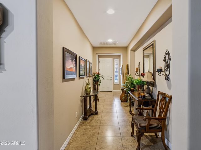 2710 E SADDLEBROOK Road, Gilbert, AZ 85298