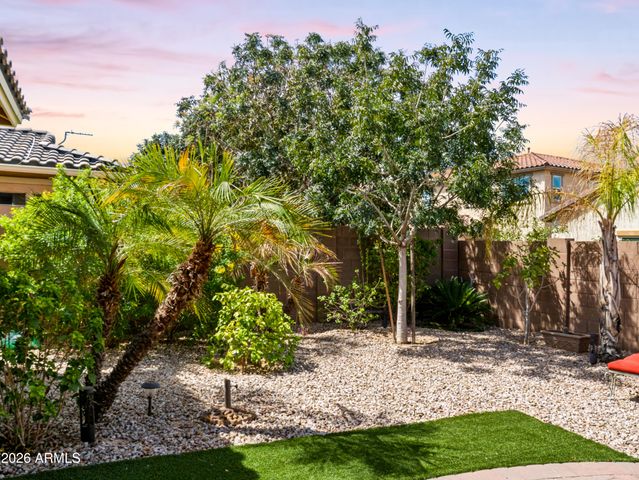 2710 E SADDLEBROOK Road, Gilbert, AZ 85298