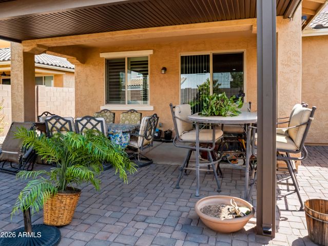 2710 E SADDLEBROOK Road, Gilbert, AZ 85298