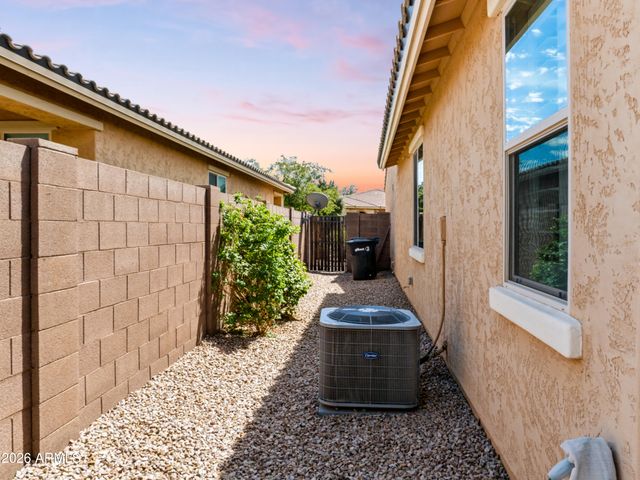2710 E SADDLEBROOK Road, Gilbert, AZ 85298