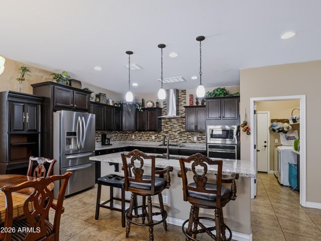 2710 E SADDLEBROOK Road, Gilbert, AZ 85298