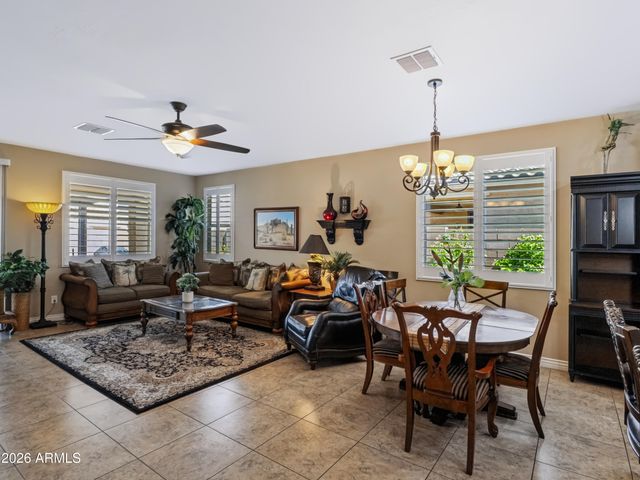 2710 E SADDLEBROOK Road, Gilbert, AZ 85298