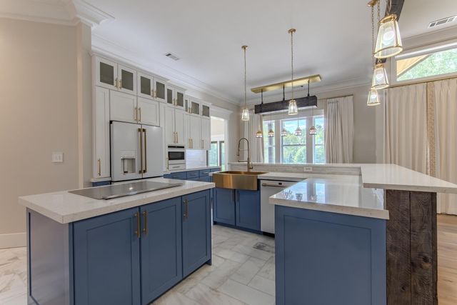 325 WILKES MANOR WAY, Savannah, TN 38372