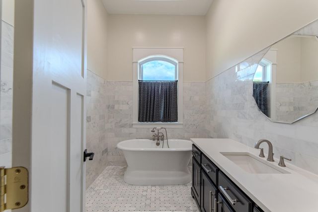 325 WILKES MANOR WAY, Savannah, TN 38372