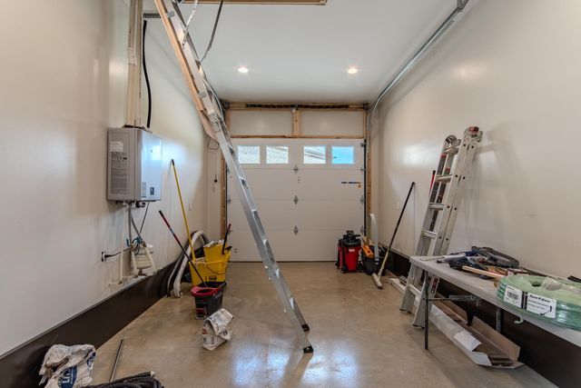 325 WILKES MANOR WAY, Savannah, TN 38372