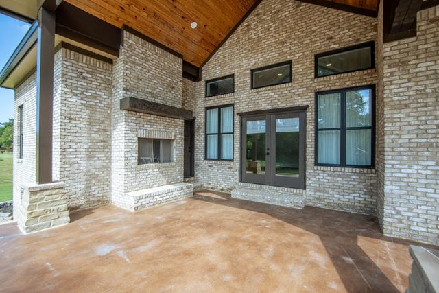 325 WILKES MANOR WAY, Savannah, TN 38372