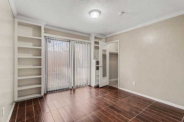 2115 Poplar Park Drive, Houston, TX 77339