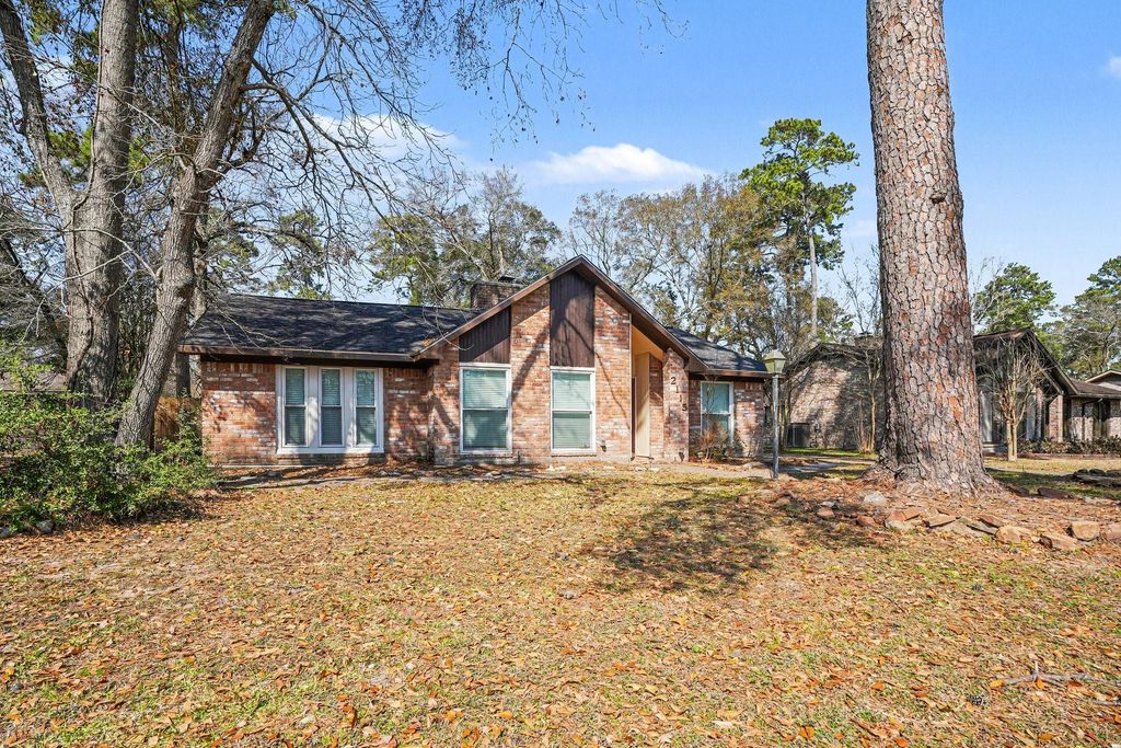 2115 Poplar Park Drive, Houston, TX 77339