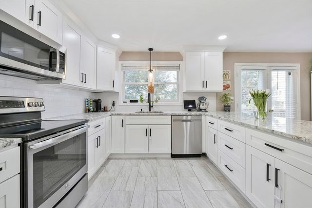 1045 Washington Street 1, Newton, MA 02465