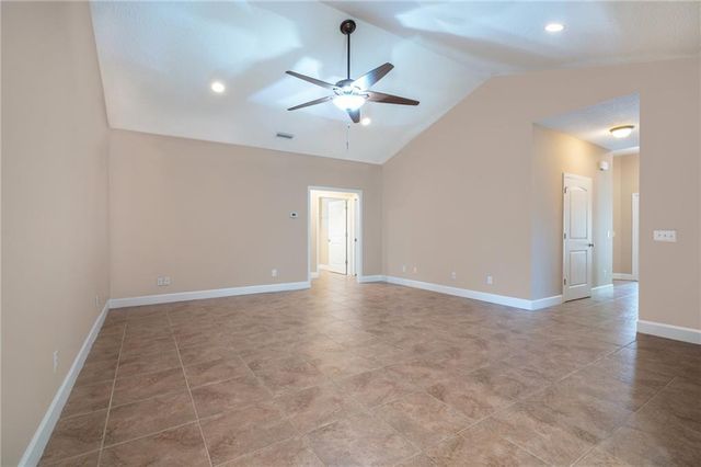 126 Laurel Marsh Way, Kingsland, GA 31548