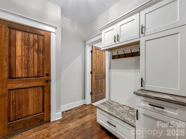 17 Denali Drive, Asheville, NC 28806