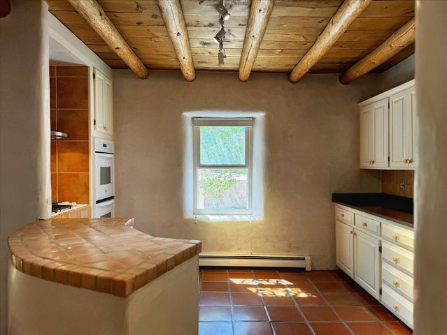 951 Camino Santander, Santa Fe, NM 87505