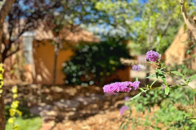 951 Camino Santander, Santa Fe, NM 87505