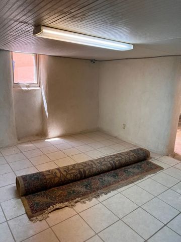 951 Camino Santander, Santa Fe, NM 87505