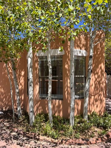 951 Camino Santander, Santa Fe, NM 87505