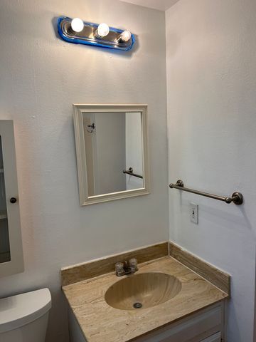 951 Camino Santander, Santa Fe, NM 87505