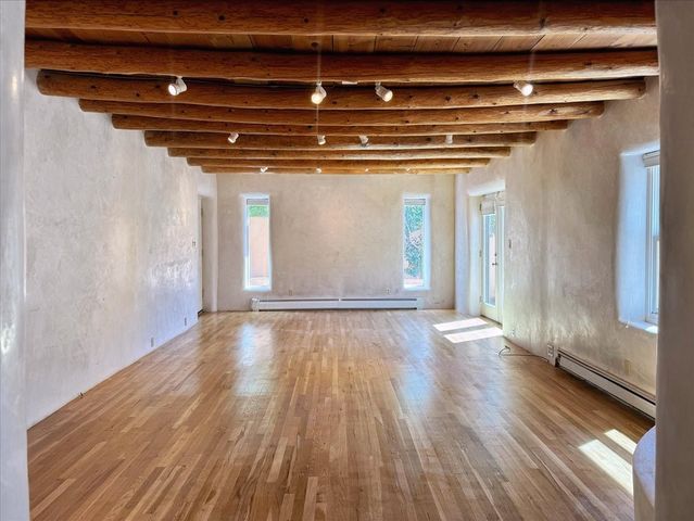 951 Camino Santander, Santa Fe, NM 87505