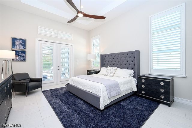 14232 Laguna Springs LN, Naples, FL 34114