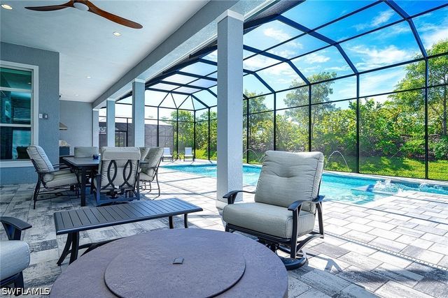 14232 Laguna Springs LN, Naples, FL 34114