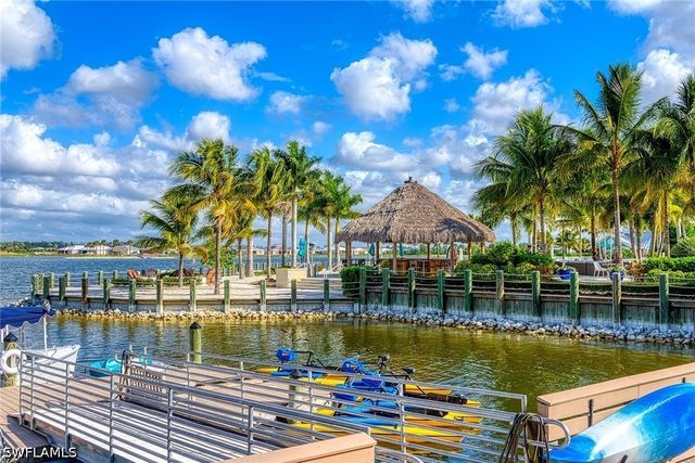 14232 Laguna Springs LN, Naples, FL 34114