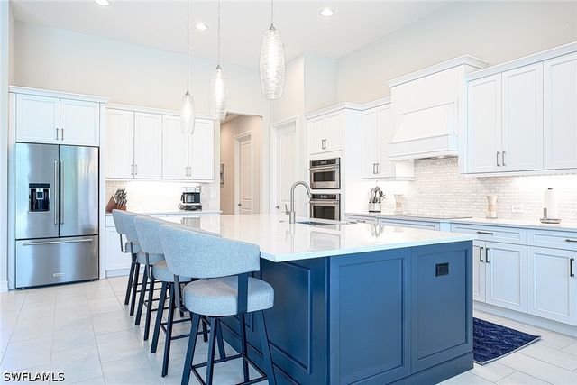 14232 Laguna Springs LN, Naples, FL 34114