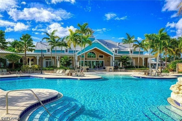 14232 Laguna Springs LN, Naples, FL 34114