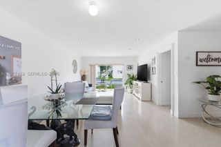 7680 SW 82nd St H121, Miami, FL 33143