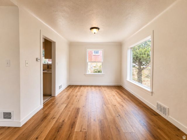3085 QUINCY AVE, Ogden, UT 84403