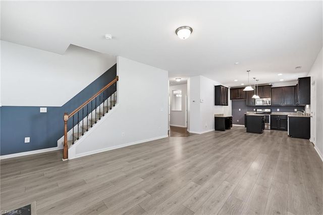 3833 Crestwell Cove Court, Winston-salem, NC 27103