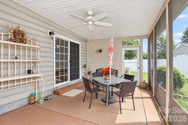 2174 Wexford Way, Statesville, NC 28625