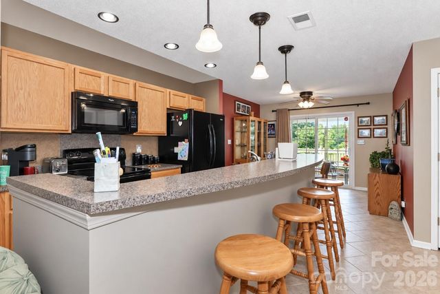 2174 Wexford Way, Statesville, NC 28625