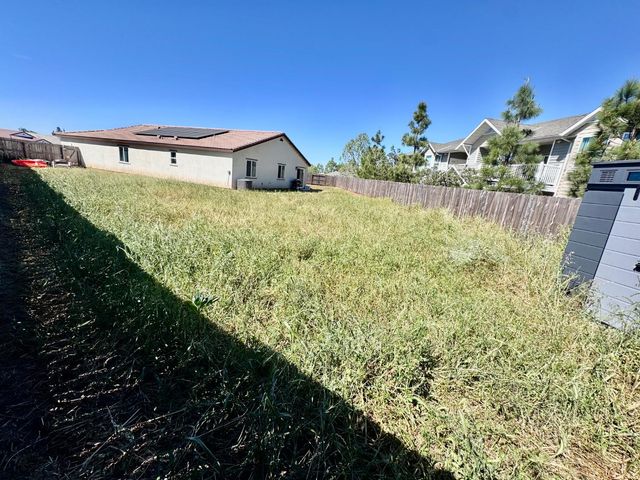 6106 Friendship Ct, Riverbank, CA 95367
