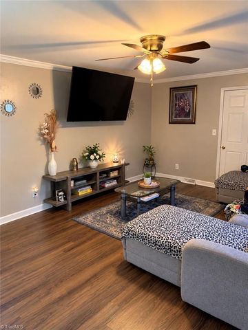 2301 Roger Street, Burlington, NC 27217