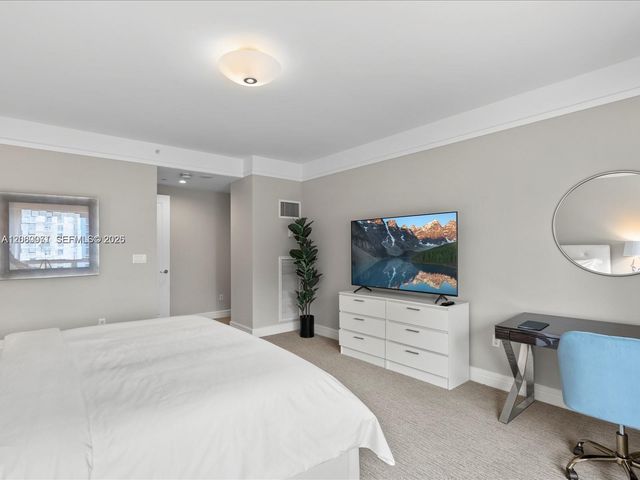 1435 Brickell Ave 3212, Miami, FL 33131