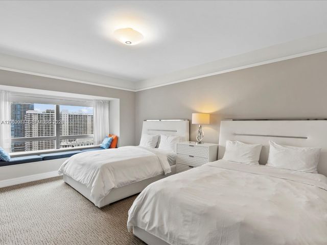 1435 Brickell Ave 3212, Miami, FL 33131