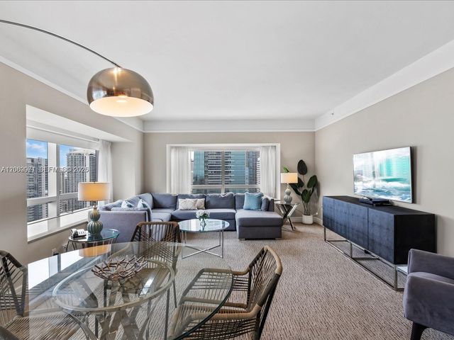 1435 Brickell Ave 3212, Miami, FL 33131