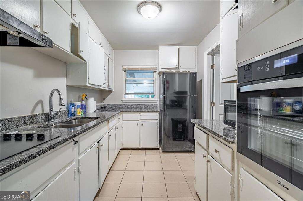 367 Camelot Parkway, Jonesboro, GA 30236 — photo 3