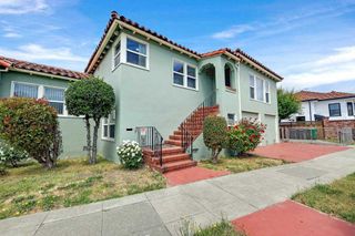 5707 Carberry Ave, Oakland, CA 94609