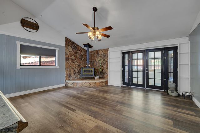 16850 Sesame St, Brownsville, CA 95919