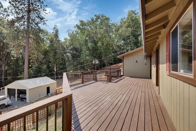 16850 Sesame St, Brownsville, CA 95919