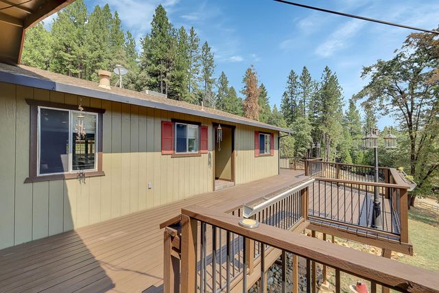 16850 Sesame St, Brownsville, CA 95919