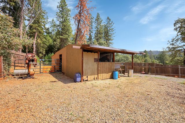 16850 Sesame St, Brownsville, CA 95919