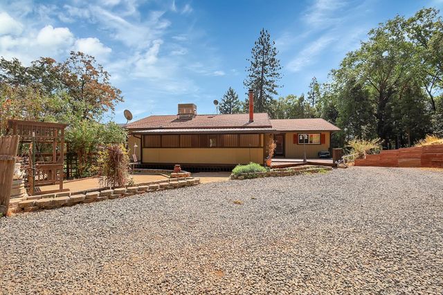 16850 Sesame St, Brownsville, CA 95919