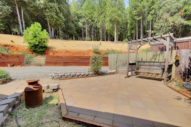 16850 Sesame St, Brownsville, CA 95919