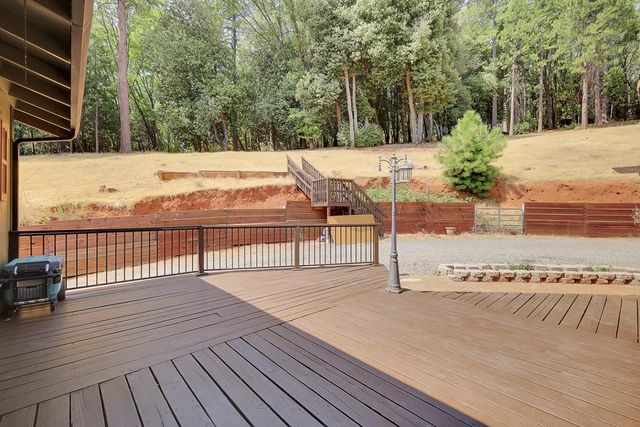 16850 Sesame St, Brownsville, CA 95919